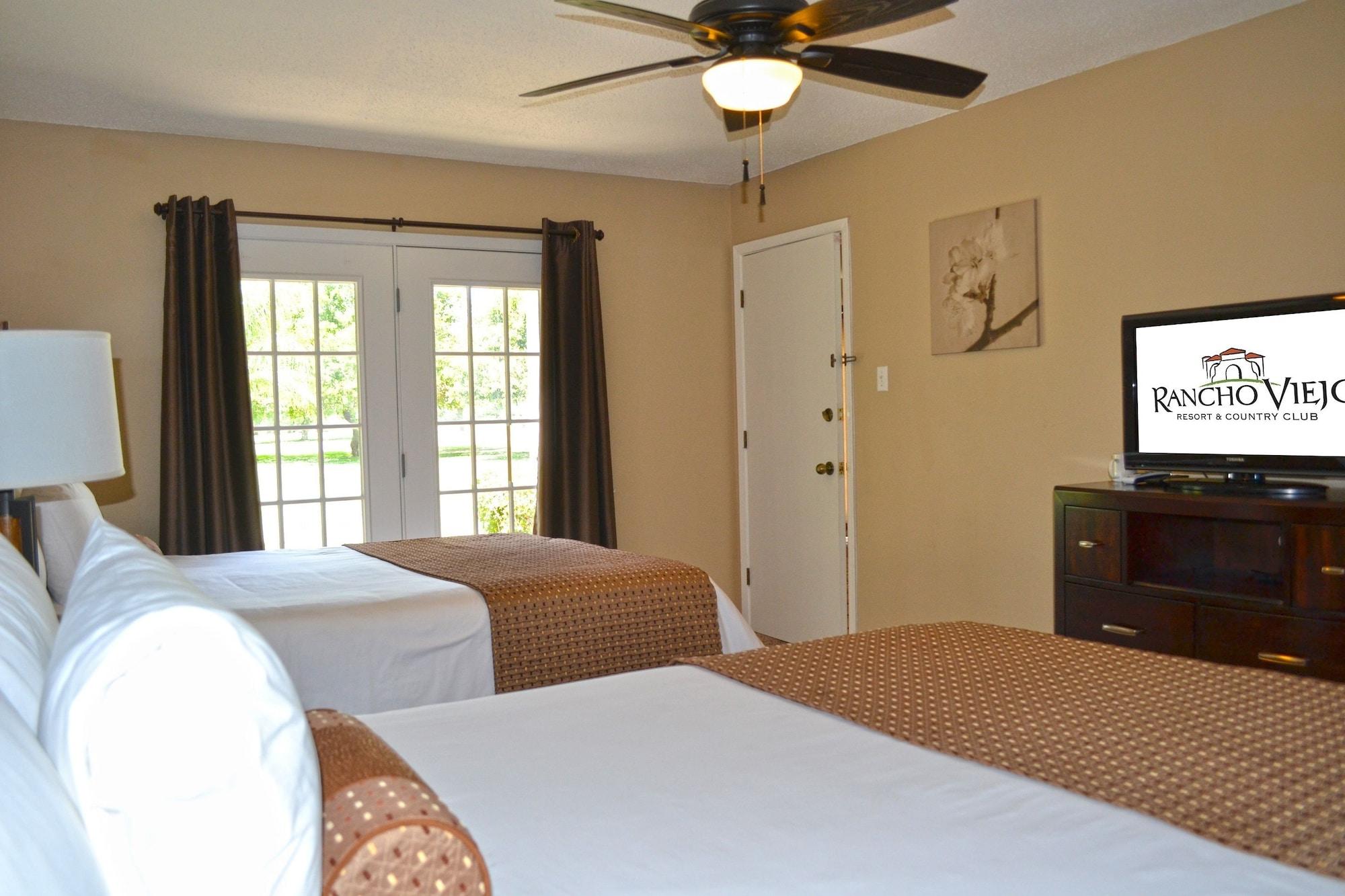 Rancho Viejo Resort Luaran gambar